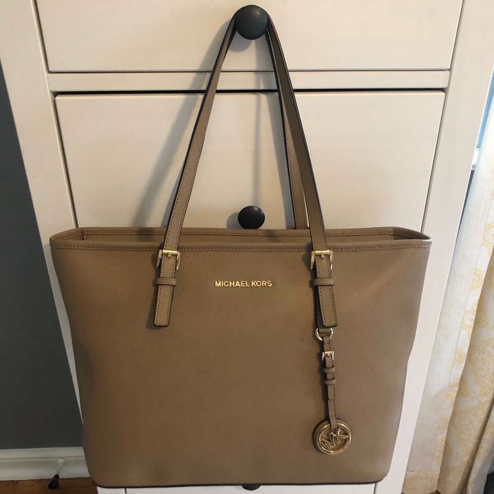 Michael Kors Dark Dune Jet Set Tote